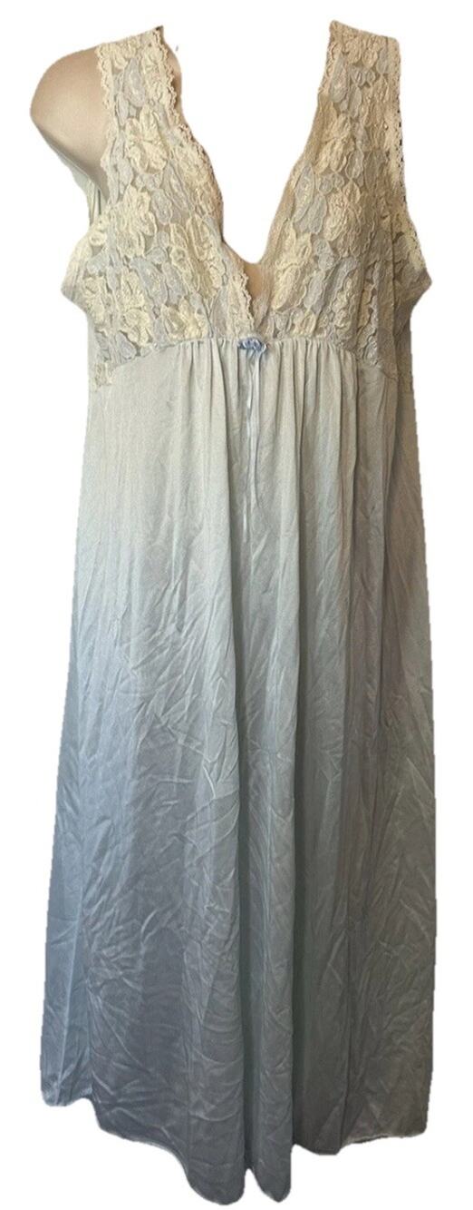 VTG 90s Romantic Moods Baby blue lace nightgown Slip Dress sleeveless Coquette M